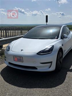 تسلا موديل 3